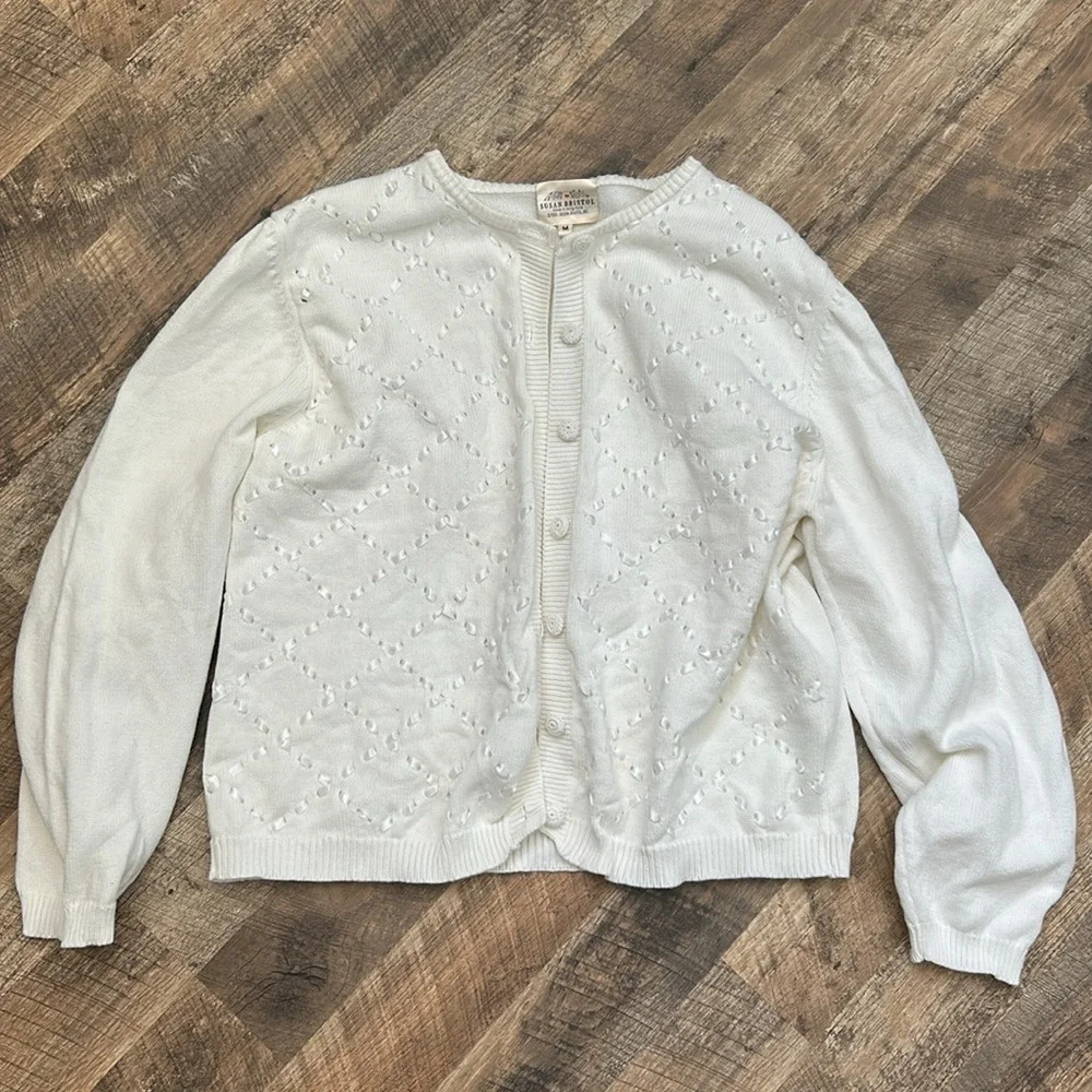 Vintage SUSAN BRISTOL Cardigan Sweater Ribbon Embellished white Medium - Picture 6 of 11